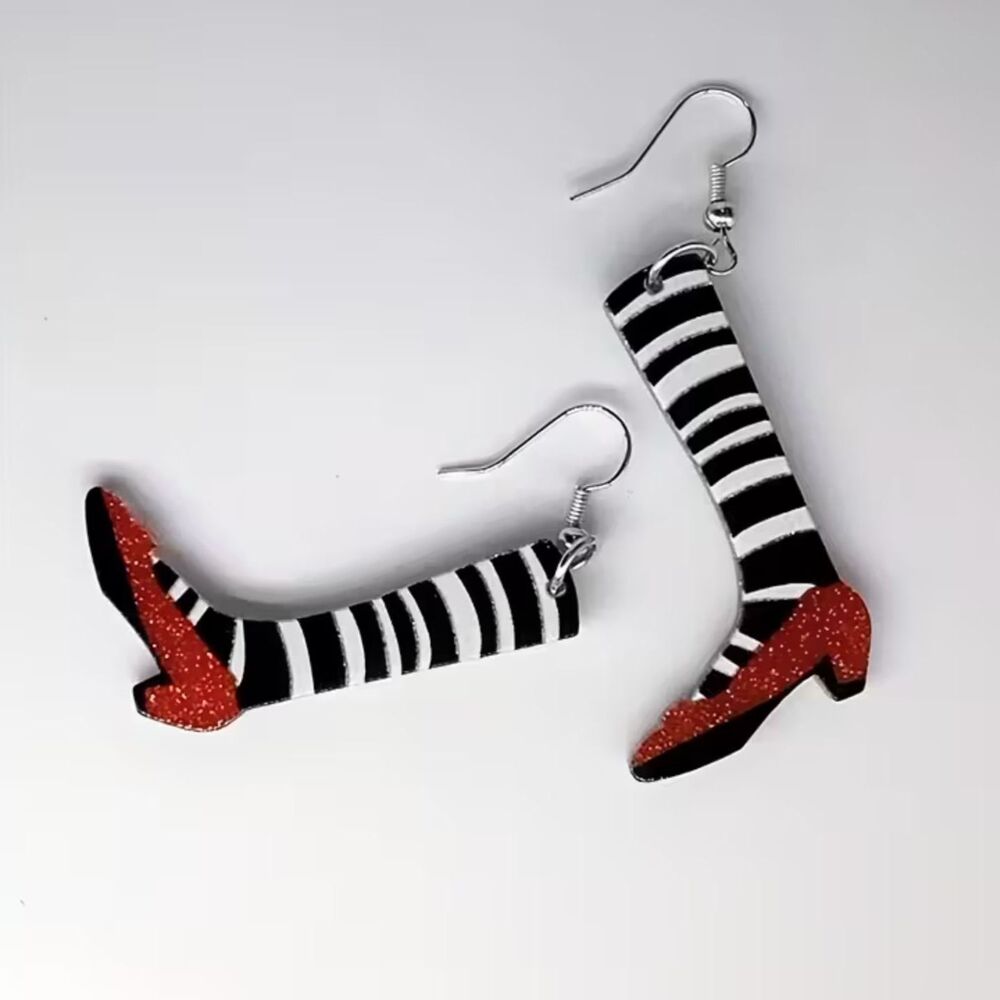 Wicked Witch Dangle Earrings Novelty Drop Ruby Slippers Red Shoes Pendant Lghtwt